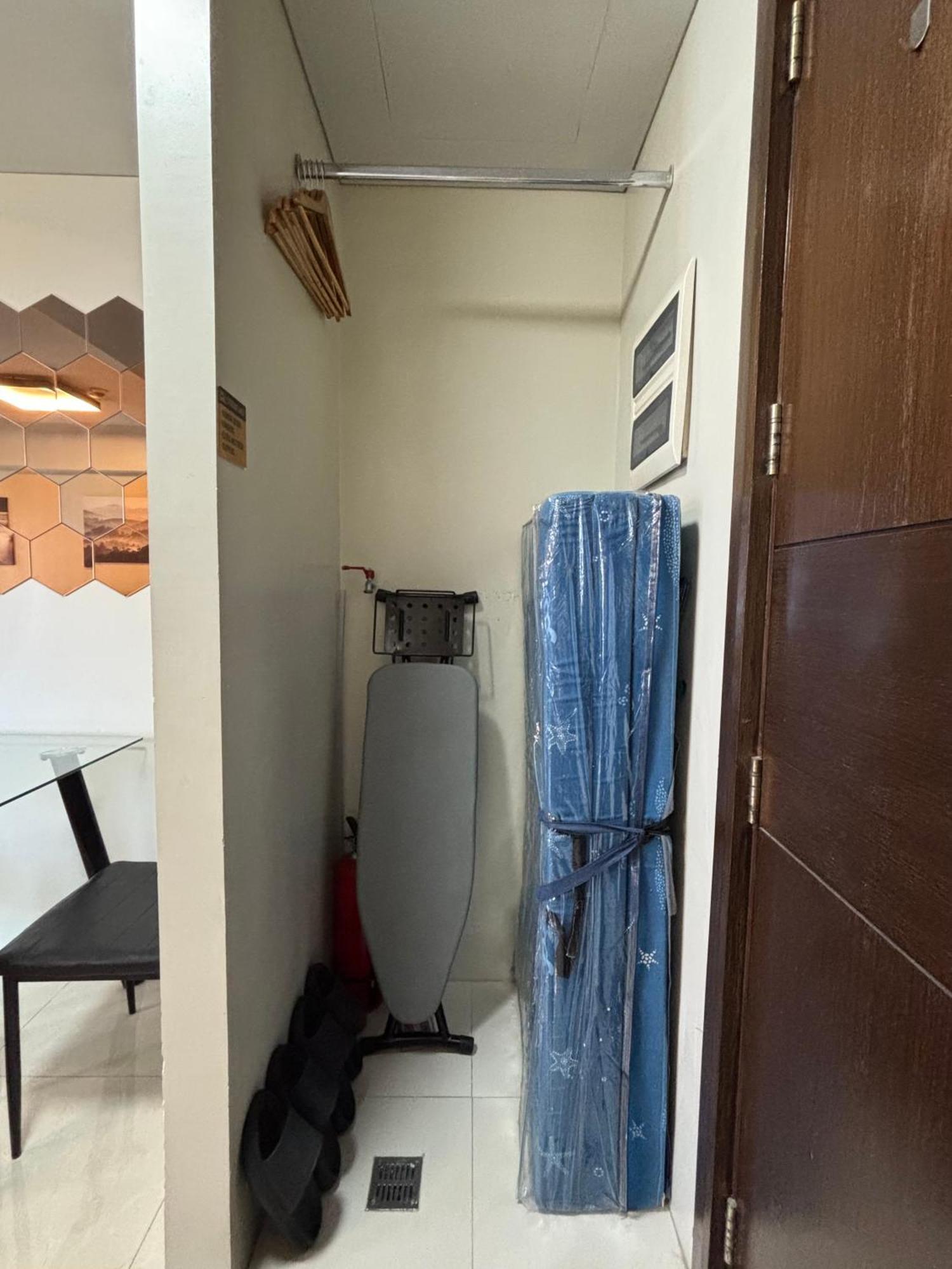 One Palm Tree Villas Short Walk Via Runway Manila Naia T3 Pasay Extérieur photo